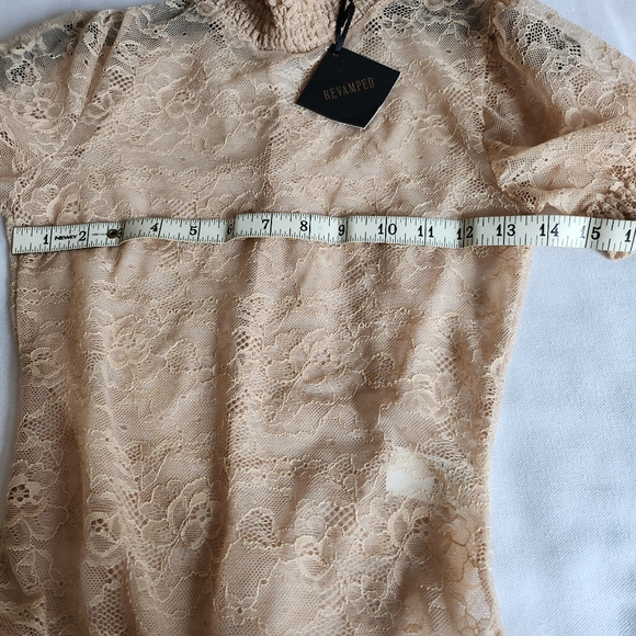 NWT Revamped XS lace bodysuit, pink/nude - Picture 3 of 4